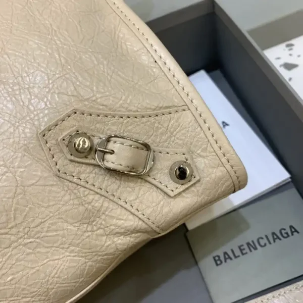 Balenciaga Agneau Apricot - Image 3