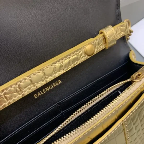 Balenciaga Hourglass On Chain Gold - Image 6