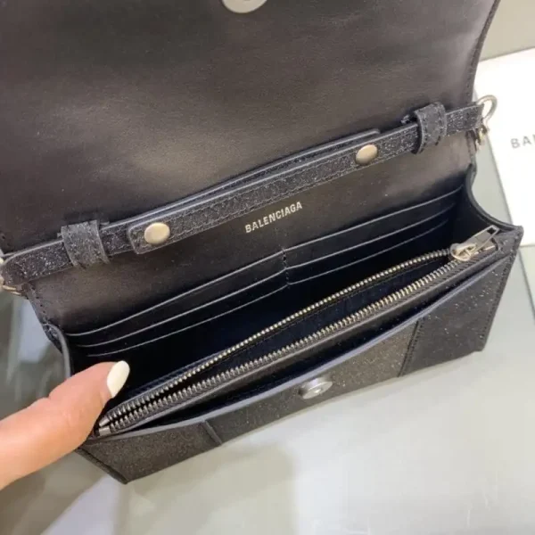 Balenciaga Hourglass On Chain Shine Black - Image 4