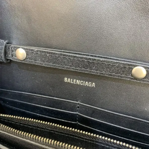 Balenciaga Hourglass On Chain Shine Black - Image 2