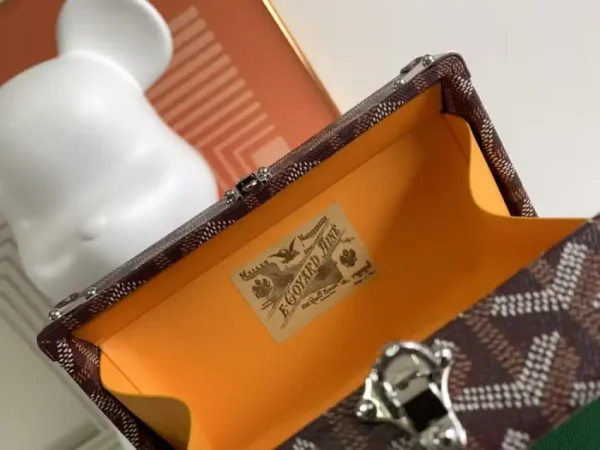 Goyard Minaudière Trunk Bag Bordeaux - Image 8