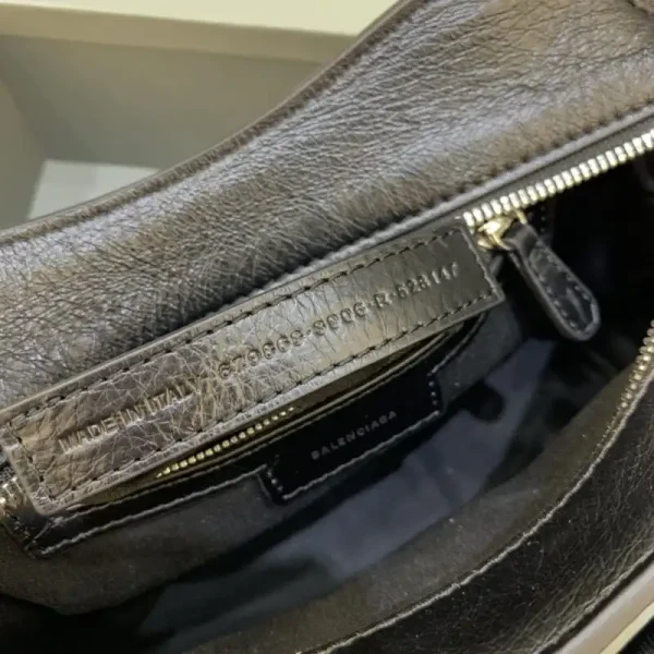 Balenciaga  Le City Black Diamond - Image 8