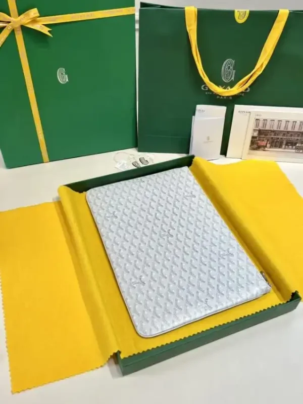 Goyard Senat MM White