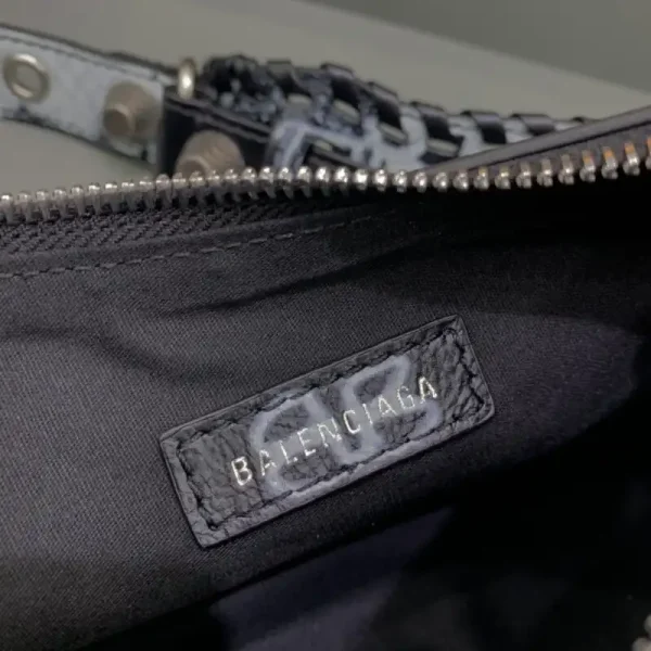 Balenciaga Le Cagole Graffiti Black - Image 4