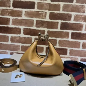 Gucci  Attache Canvas Brown