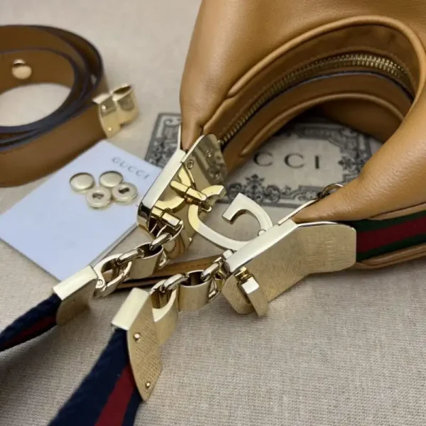 Gucci  Attache Canvas Brown - Image 5
