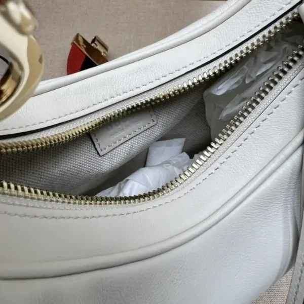 Gucci  Attache Canvas White - Image 4