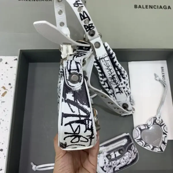 Balenciaga Le Cagole Graffiti White - Image 7