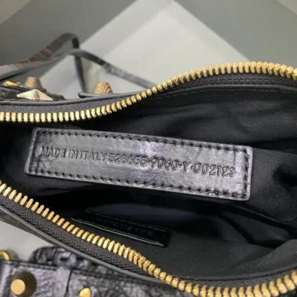 Balenciaga Le Cagole Black - Image 6
