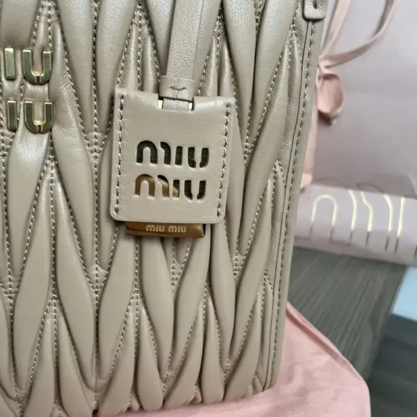 Miu Miu Matelassé  Tote Beige - Image 4
