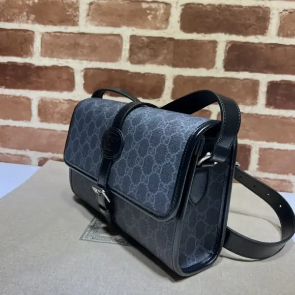 Gucci  GG messenger  Black Canvas - Image 4