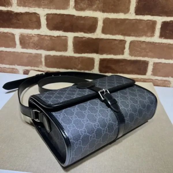 Gucci  GG messenger  Black Canvas - Image 2