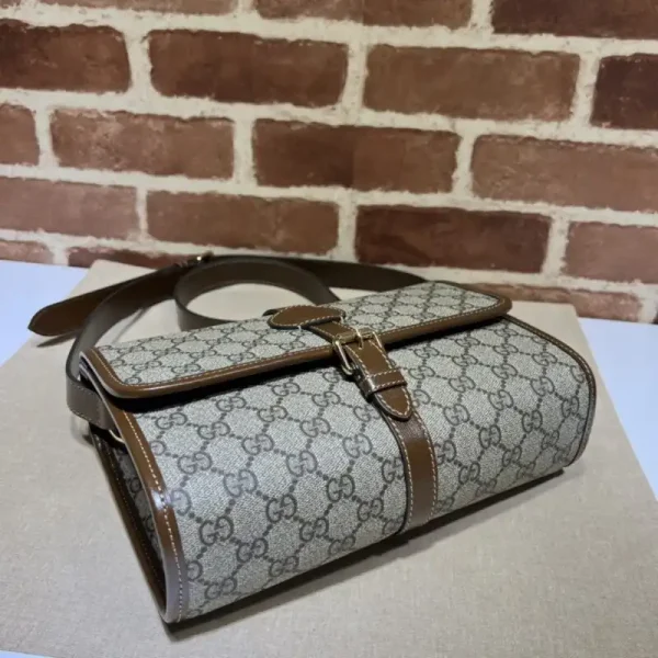 Gucci  GG messenger  Beige Canvas - Image 4