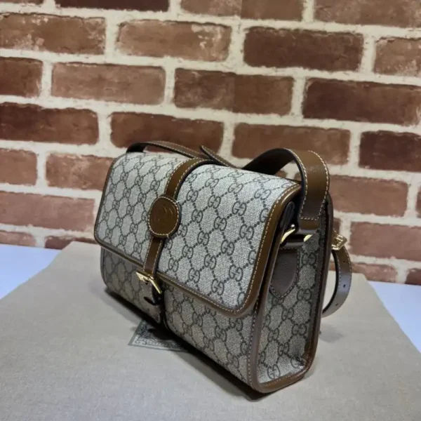 Gucci  GG messenger  Beige Canvas - Image 8