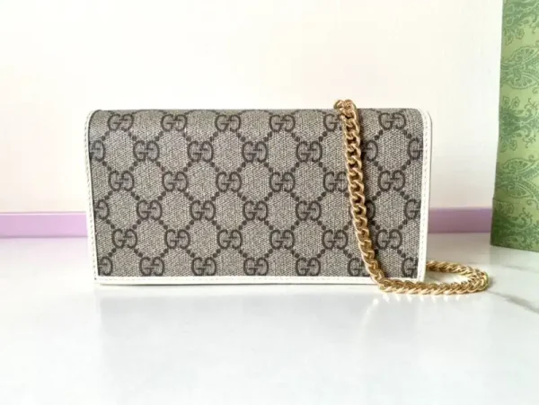 Gucci Horsbet  Chain Clutch White - Image 3