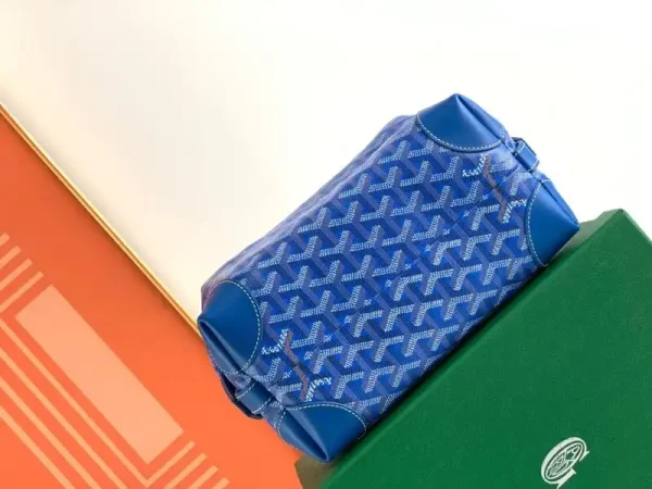 Goyard Toiletry Bag - Image 4