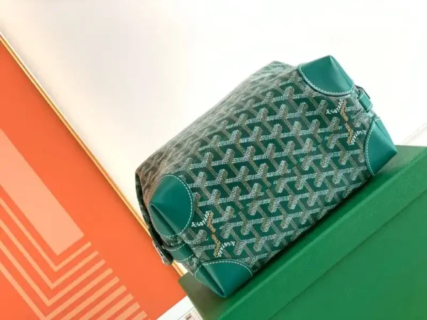 Goyard Toiletry Bag Green - Image 2