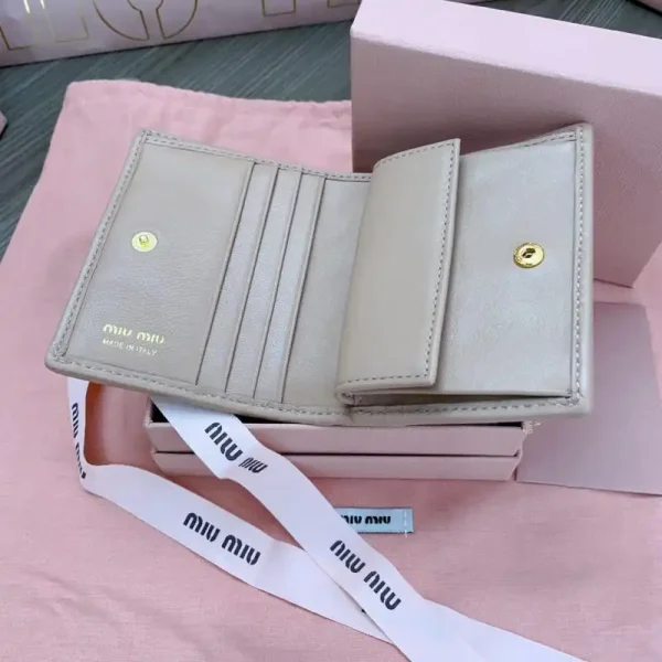 Miu Miu Pocket Wallet Beige - Image 4