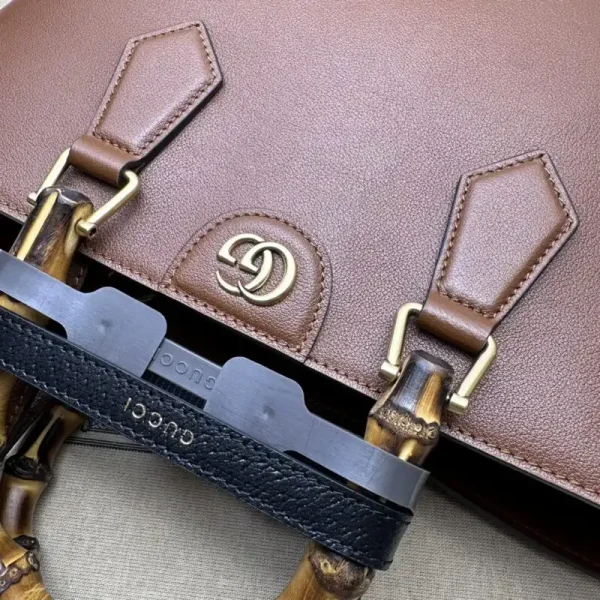 Gucci  Diana Medium Tote Bag Brown - Image 2