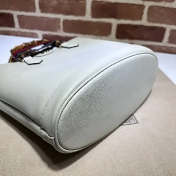 Gucci  Diana Medium Tote Bag White - Image 5
