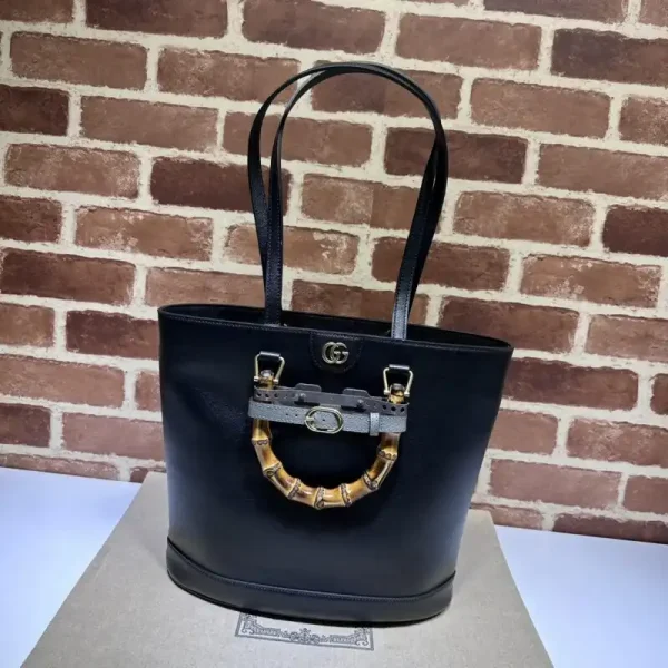 Gucci  Diana Medium Tote Bag Black - Image 5