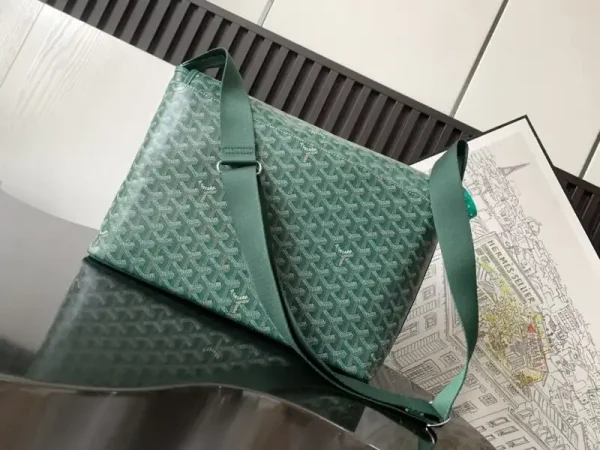 Goyard Capetien Bag Green - Image 7