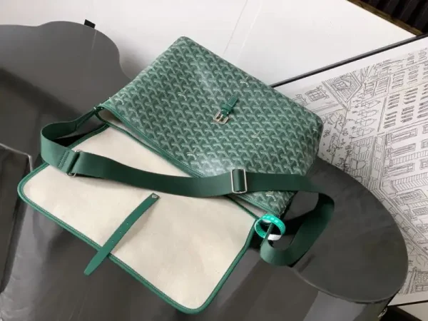 Goyard Capetien Bag Green - Image 3