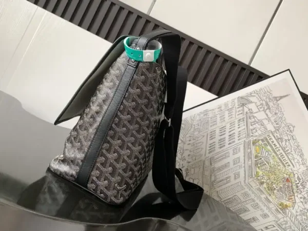 Goyard Capetien Bag Black - Image 3