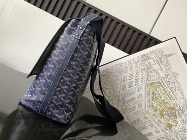 Goyard Capetien Bag Blue - Image 3