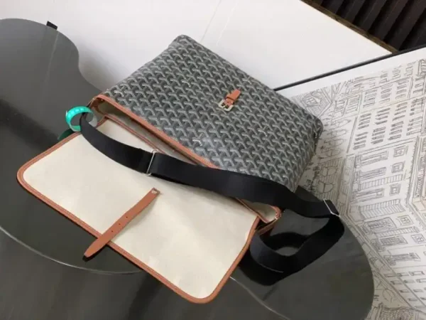 Goyard Capetien Bag Brown - Image 5