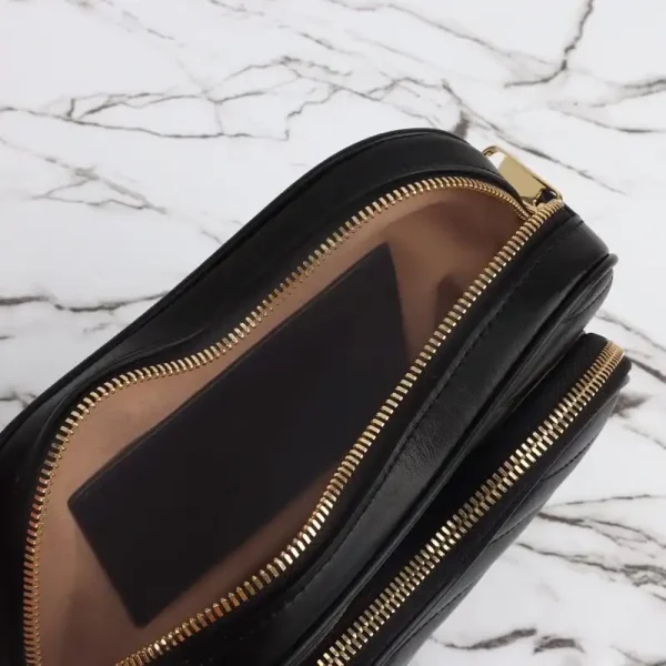 Gucci Interlocking G Mini Heart Black - Image 7