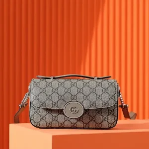 Gucci  Petite GG Small