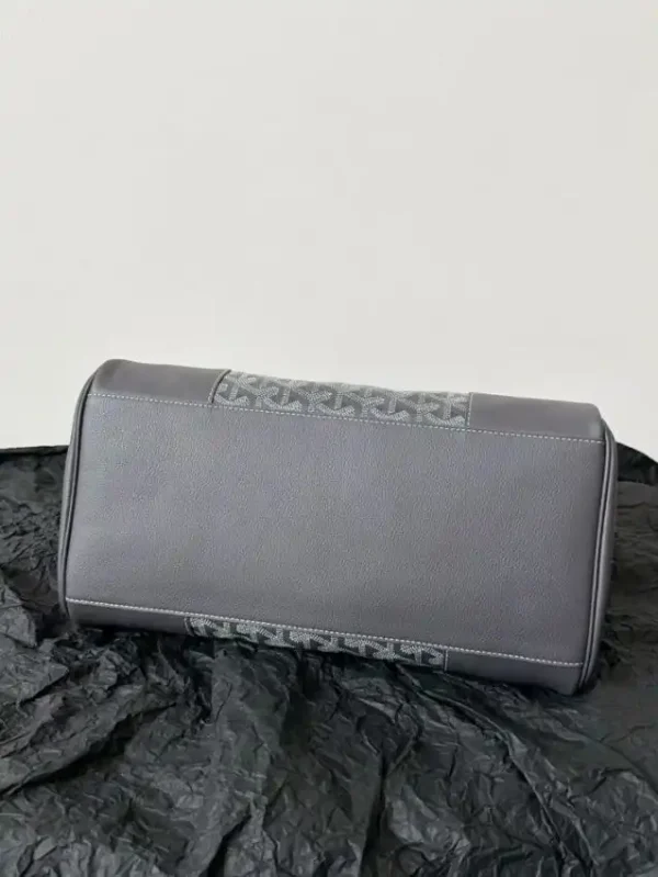 Goyard Saigon Tote Grey - Image 7