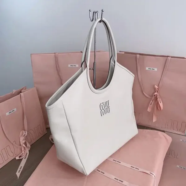 Miu Miu Ivy  Tote White - Image 9