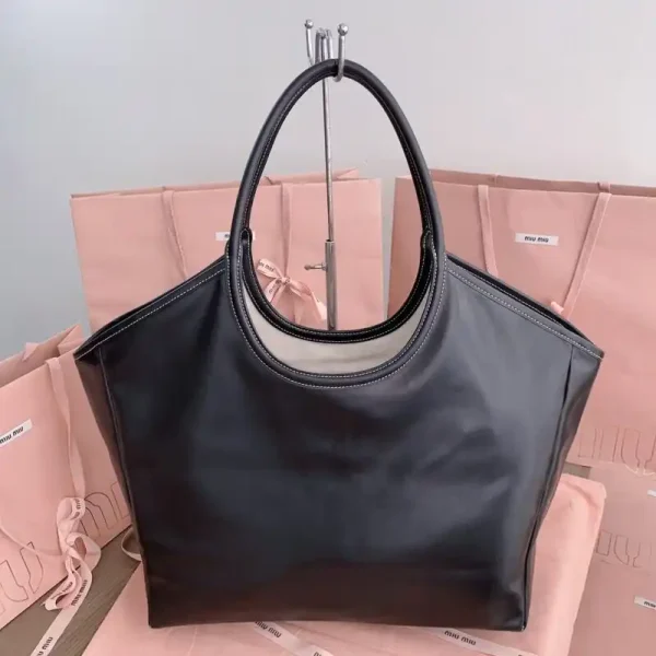 Miu Miu Ivy  Tote Black - Image 8
