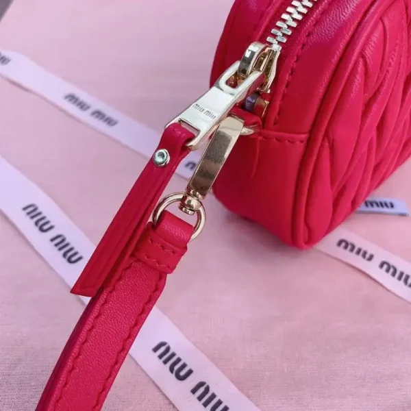 Miu Miu Clutch Red - Image 6