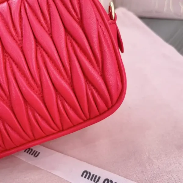 Miu Miu Clutch Red - Image 8