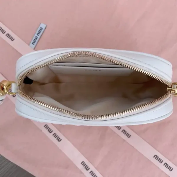 Miu Miu Clutch White - Image 6