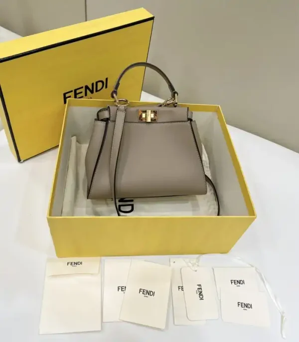 Fendi Peekaboo  Beige