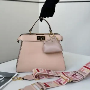 Fendi Peekaboo  Medium Pink