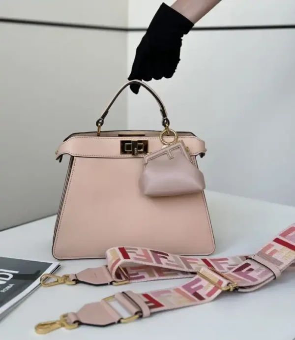 Fendi Peekaboo  Medium Pink