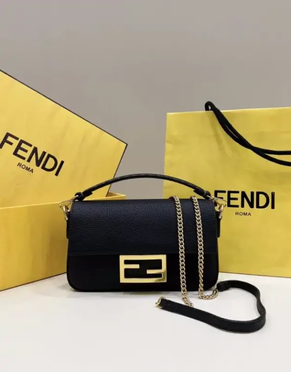 Fendi Baguette Small Black