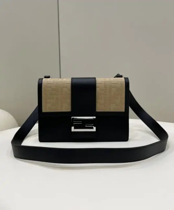 Fendi Baguette Pouch Black