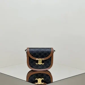 Celine Triomphe Bisaccia Mini
