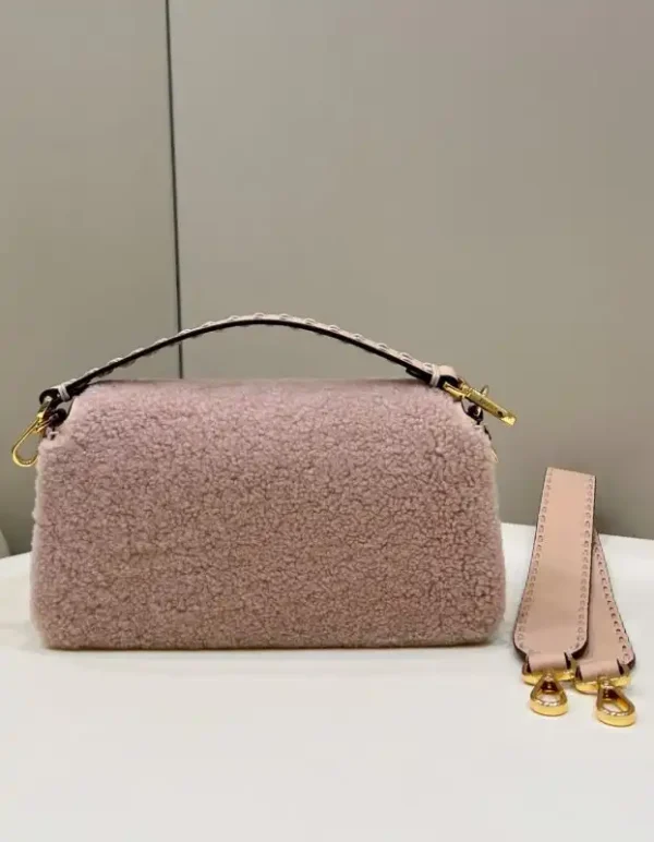 Fendi Baguette Pink Wool - Image 2