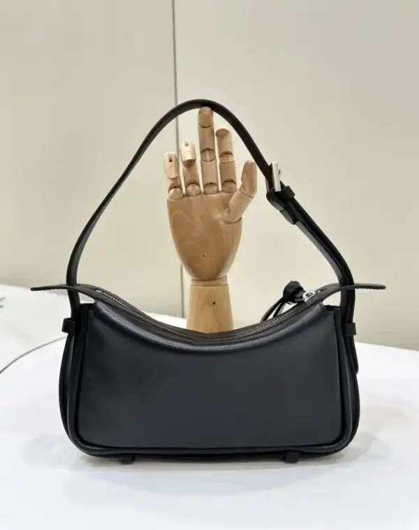 Fendi Simply Black - Image 2