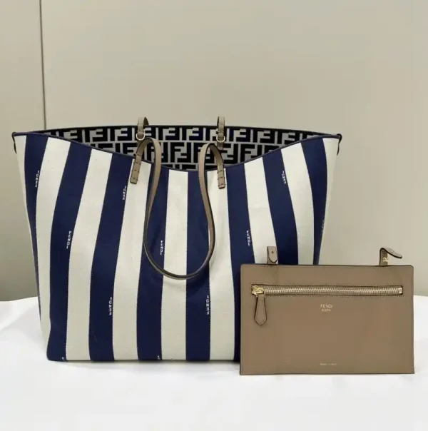 Fendi Two Side Small Tote Blue - Image 3