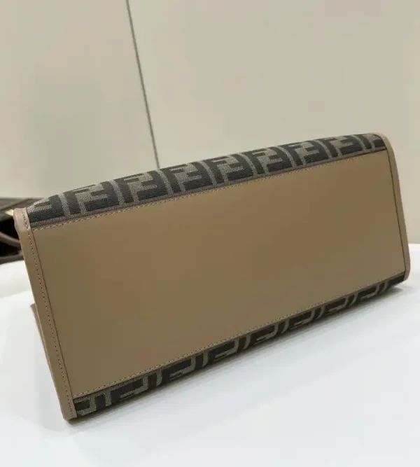 Fendi Sunshine Tote Brown Monogram - Image 4