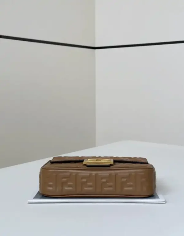 Fendi Baguette  Sliding Chain Brown - Image 4