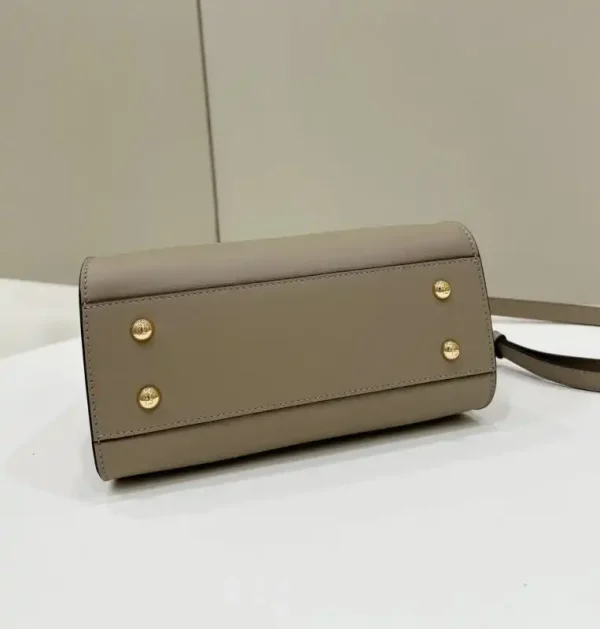 Fendi Peekaboo  Beige - Image 4